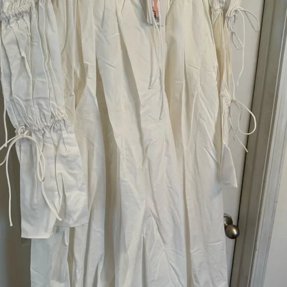 Selkie Rapunzel Gown - Picture 5 of 5